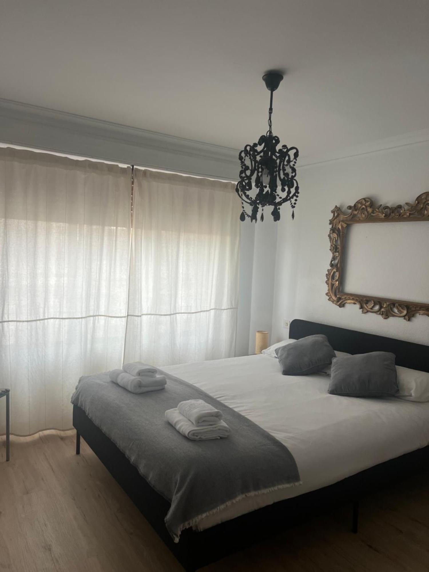 Dona Jimena Apartment Burgos Exterior photo
